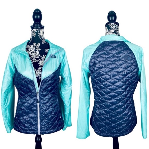 The North Face Jackets & Blazers - The North Face teal/navy blue primaloft waterproof jacket size small